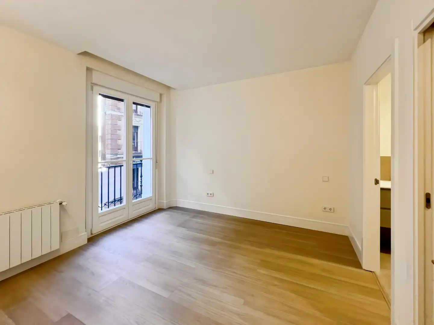 Schlafzimmer von Wohnungen zum Verkauf in Madrid mit Heizung