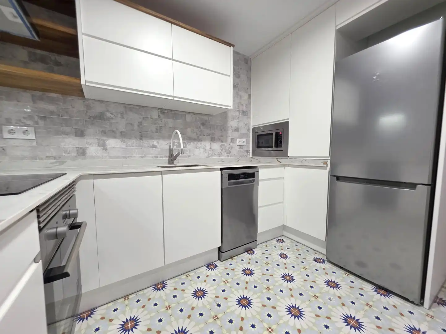 Küche von Haus oder Chalet zum Verkauf in Castellón de la Plana / Castelló de la Plana mit Klimaanlage, Heizung und Parkett