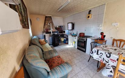 Cuina de Casa o xalet en venda en Sabadell amb Terrassa