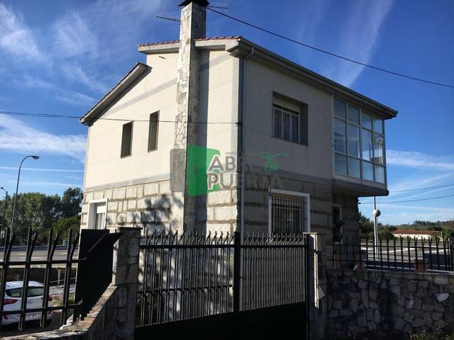 Casa-chalet en Venta en Vilamarín