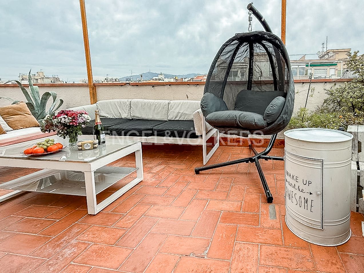 Terrace of Attic to rent in  Barcelona Capital  with Air Conditioner, Heating and Parquet flooring