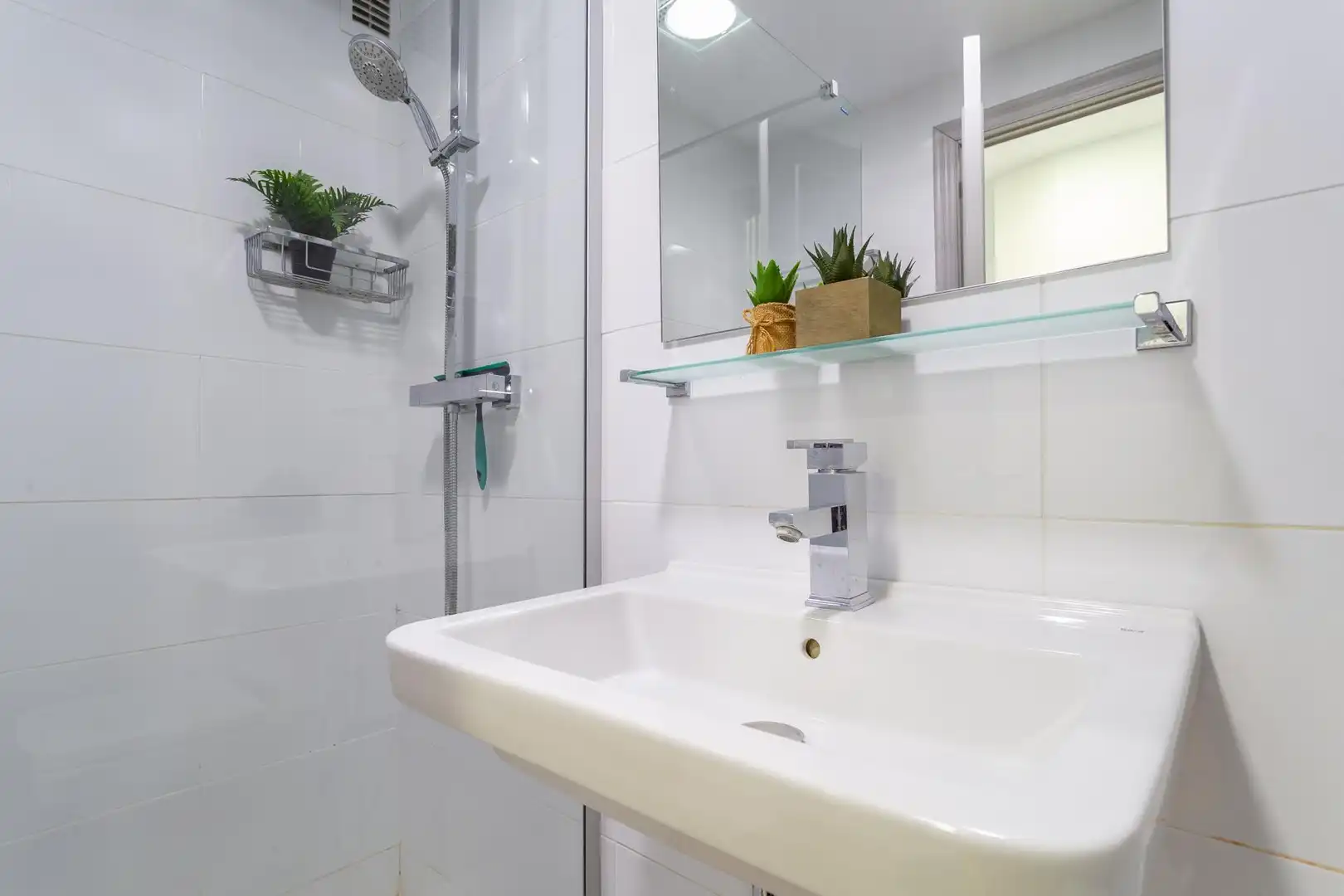 Bathroom of Apartments for sale in Cambrils  with Air Conditioner and Balcony