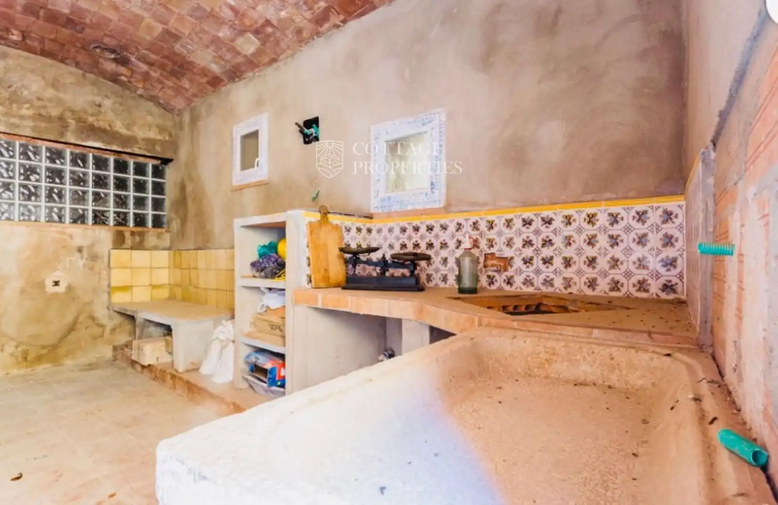 Cocina de Edificio en venta en Camós