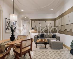 Sala d'estar de Apartament de lloguer en  Barcelona Capital amb Aire condicionat, Calefacció i Moblat