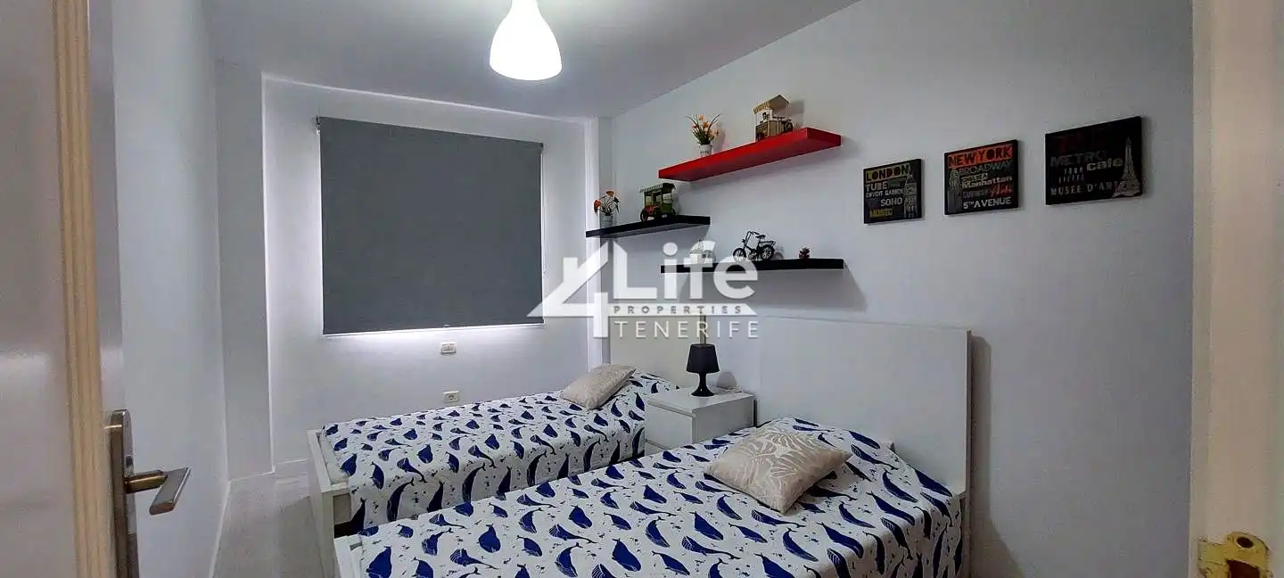 Bedroom of Flat for sale in Adeje  with Air Conditioner, Terrace and Furnished