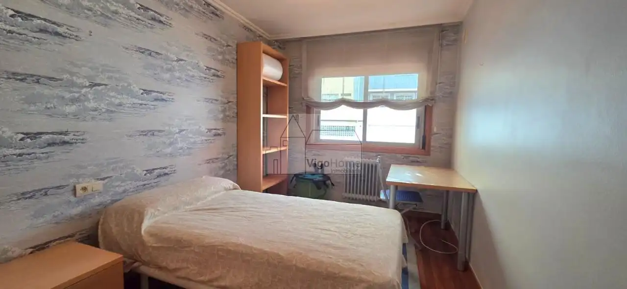 Bedroom of Duplexes for rent in Vigo   with Heating, Parquet flooring and Terrace