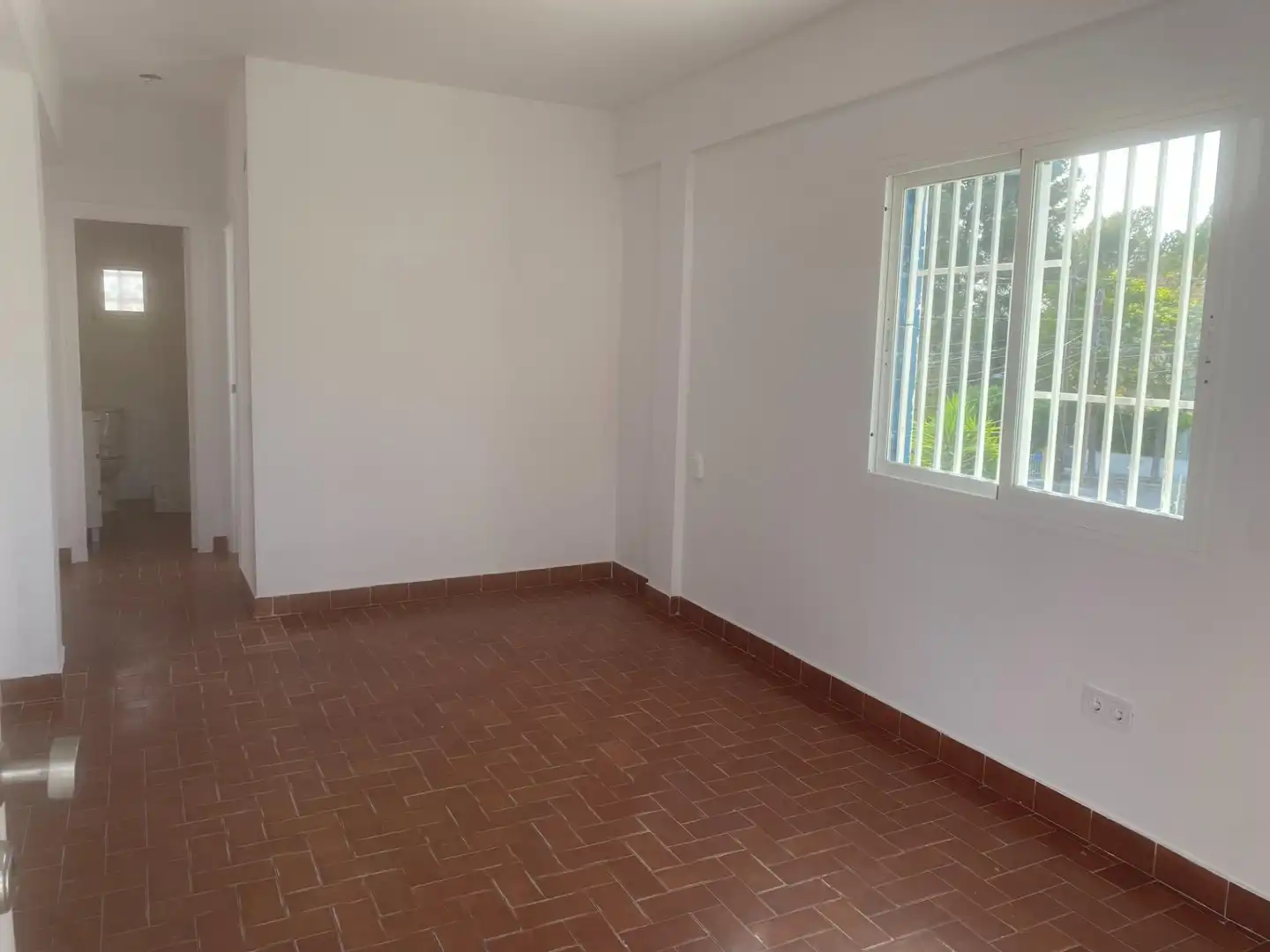 Piso de alquiler en Paterna con Jardín privado, Terraza y Piscina comunitaria