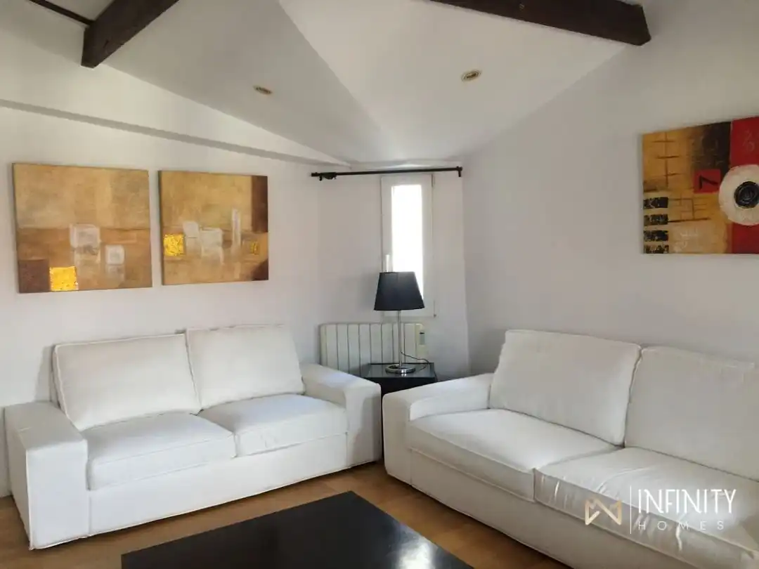 Attic for rent in García Rivero Maisuaren Kalea, Campuzano