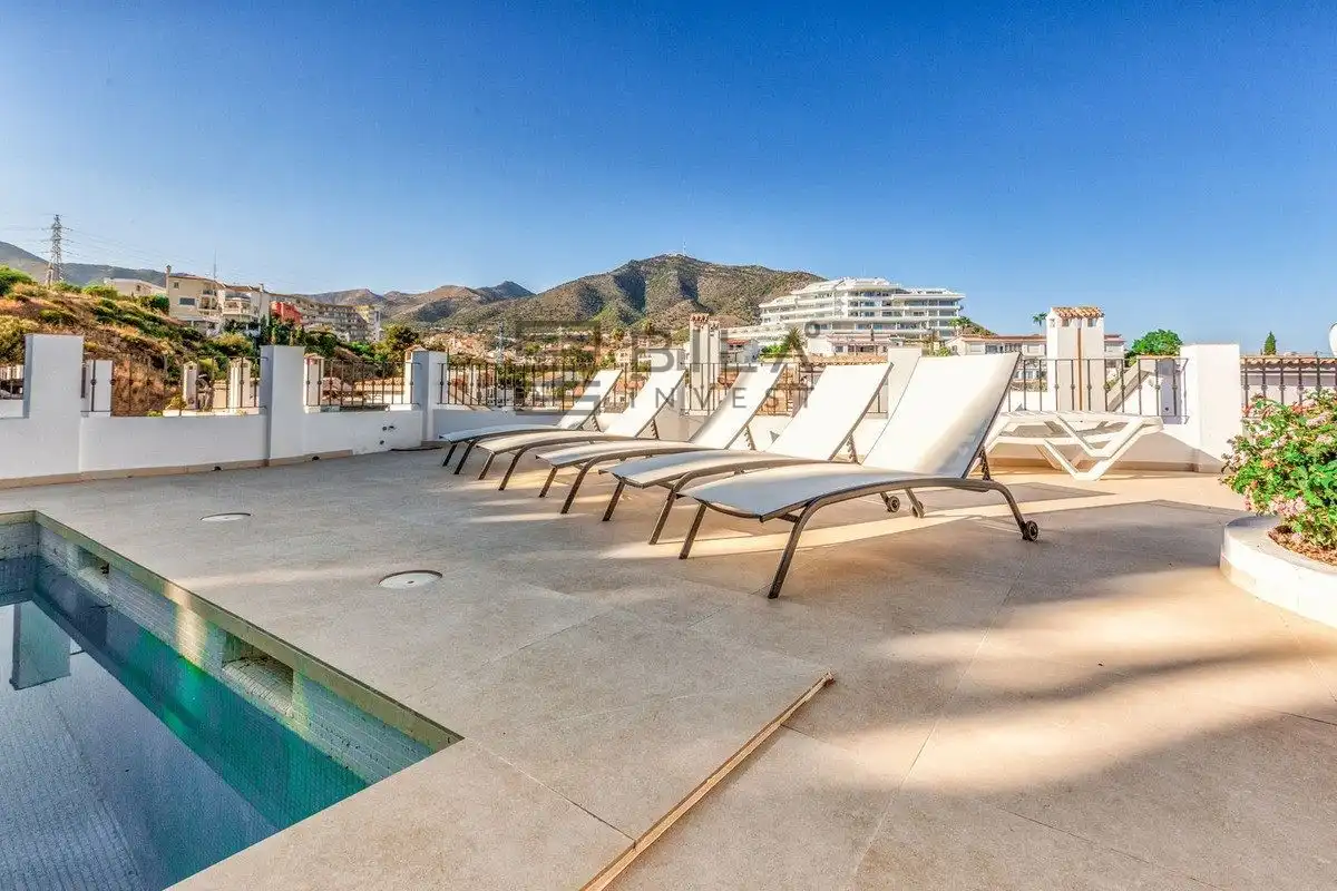 Villa con piscina in vendita a C/ Amapolas, imagen 8