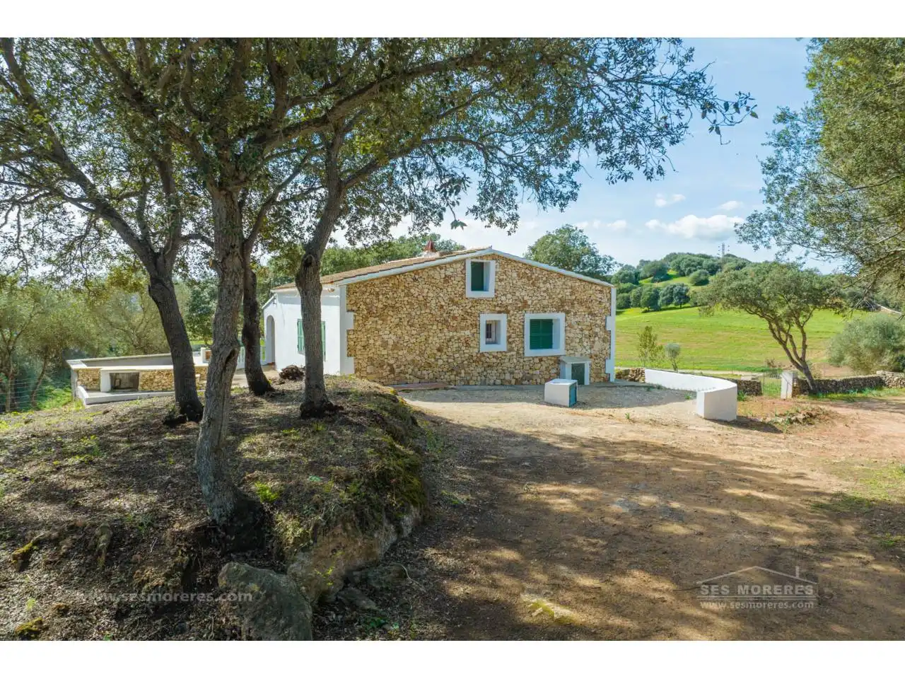 Vista exterior de Finca rústica en venda en Es Mercadal amb Jardí privat i Terrassa
