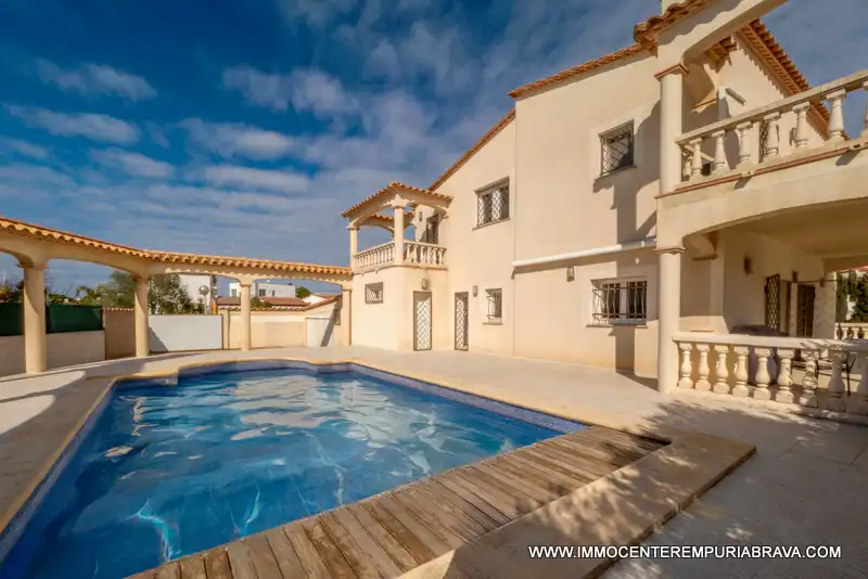 Villa in vendita a Santa Margarita