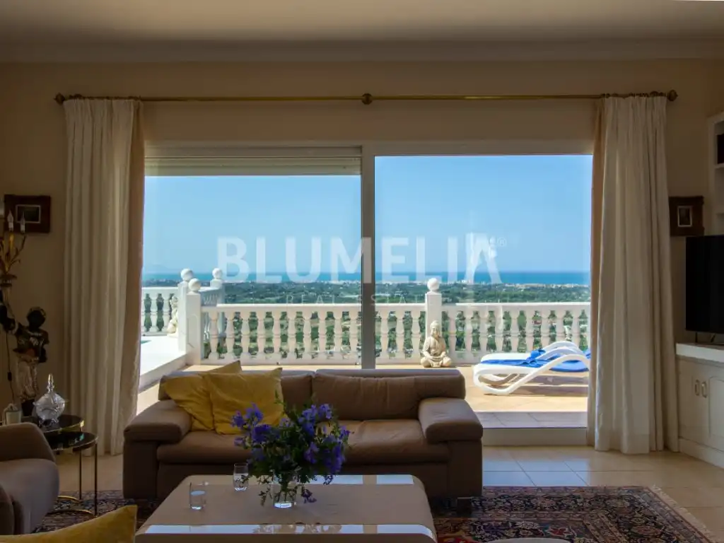 Houses for sale in Calle Hebe, La Pedrera - Vessanes