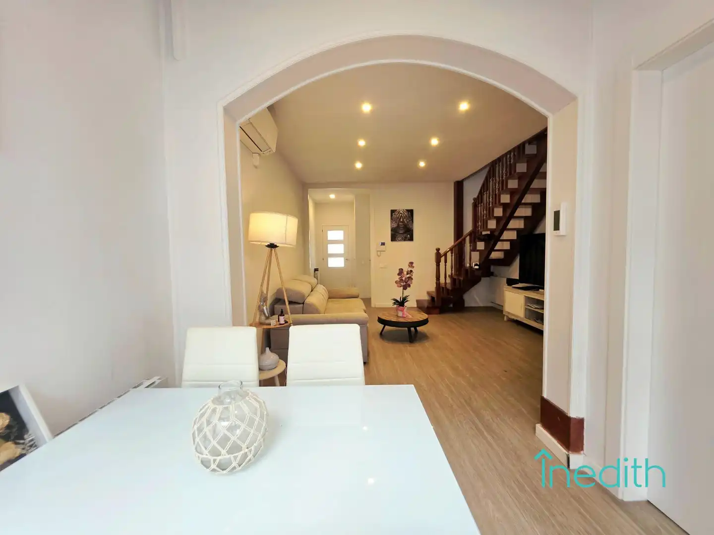 Casa o xalet en venda en Vilanova i la Geltrú amb Aire condicionat, Calefacció i Parquet