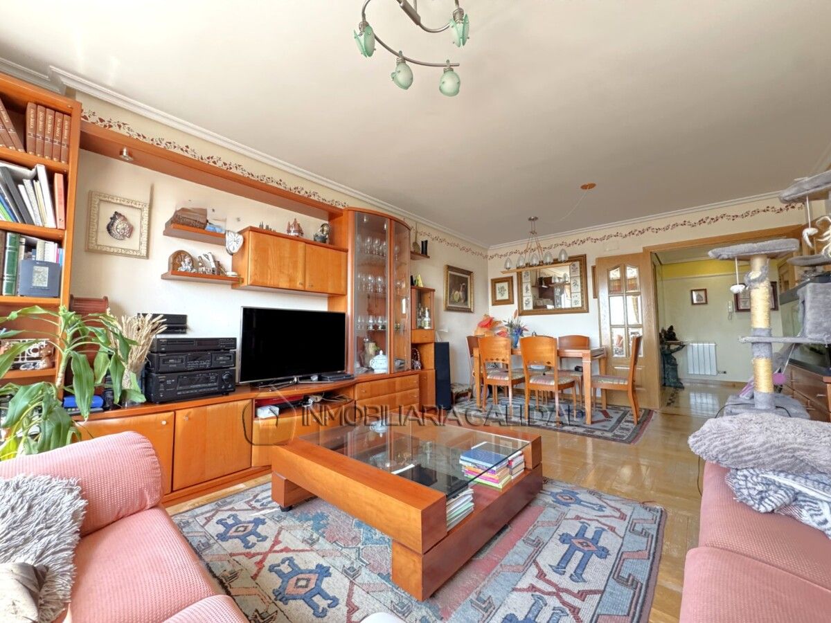 Living room of Flat for sale in Burgos Capital  with Heating and Storage room