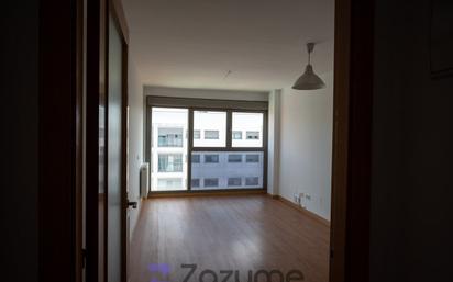 Bedroom of Flat to rent in Alcobendas  with Air Conditioner, Heating and Storage room