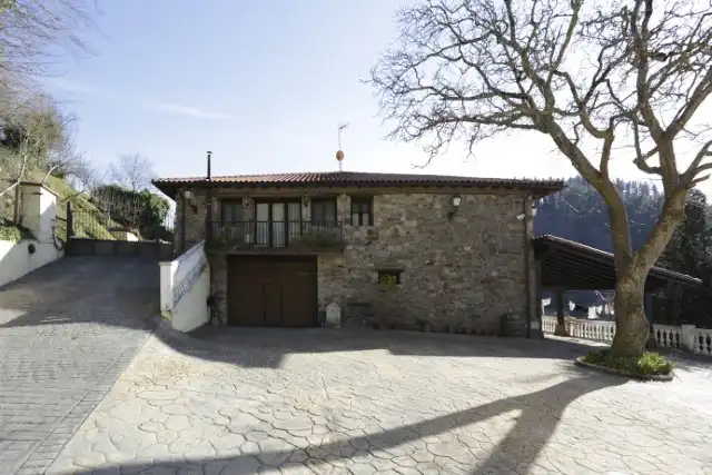 Vista exterior de Finca rústica en venta en Elgoibar con Calefacción, Jardín privado y Terraza
