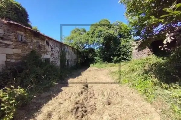 Casa o chalet en venta en Begonte con Jardín privado