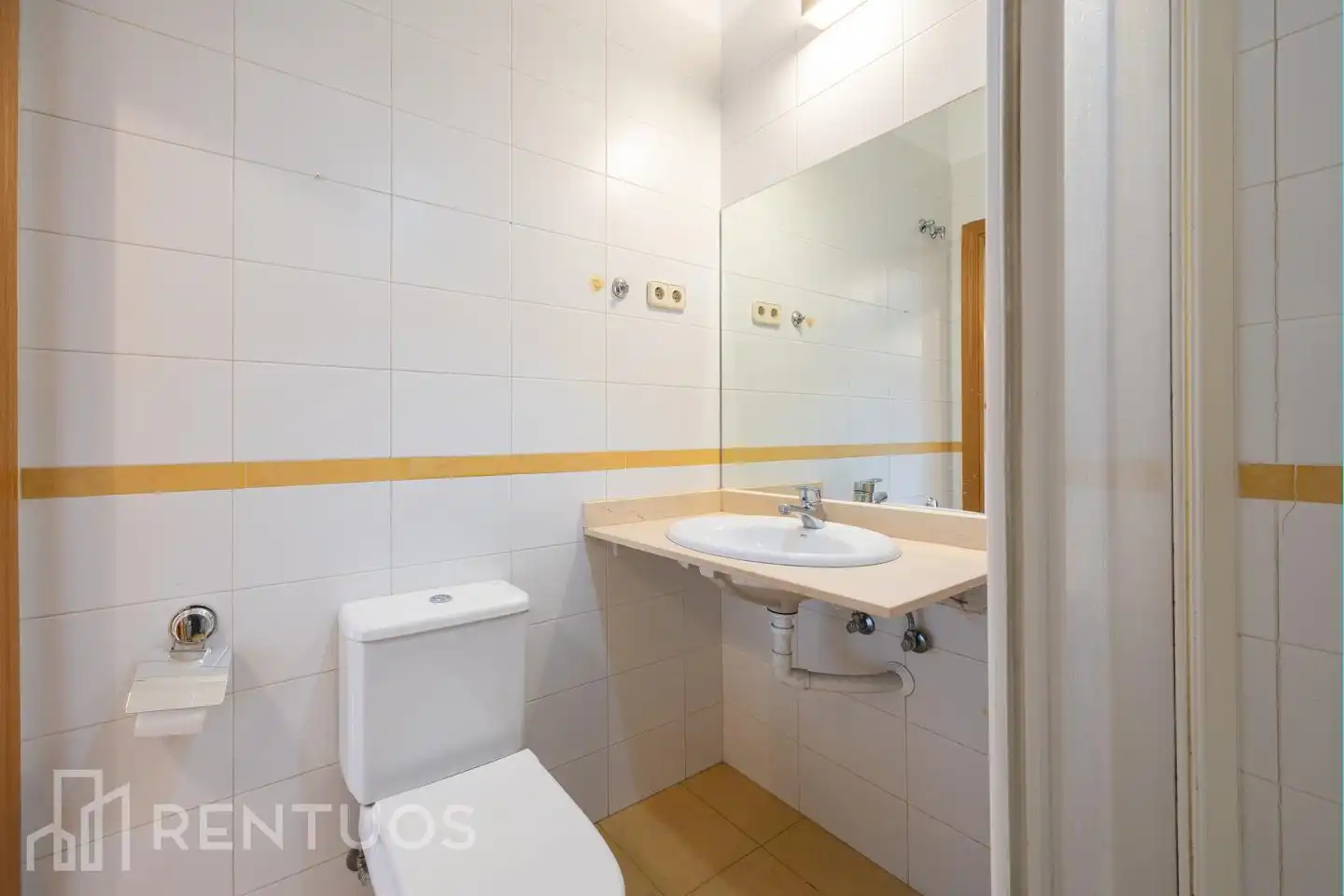Baño de Dúplex de alquiler en Madrid con Aire acondicionado, Calefacción y Terraza