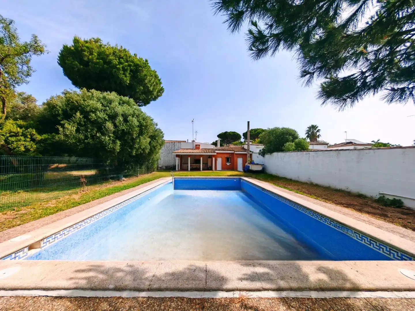 Piscina de Casa o xalet en venda en Chiclana de la Frontera amb Aire condicionat, Traster i Piscina