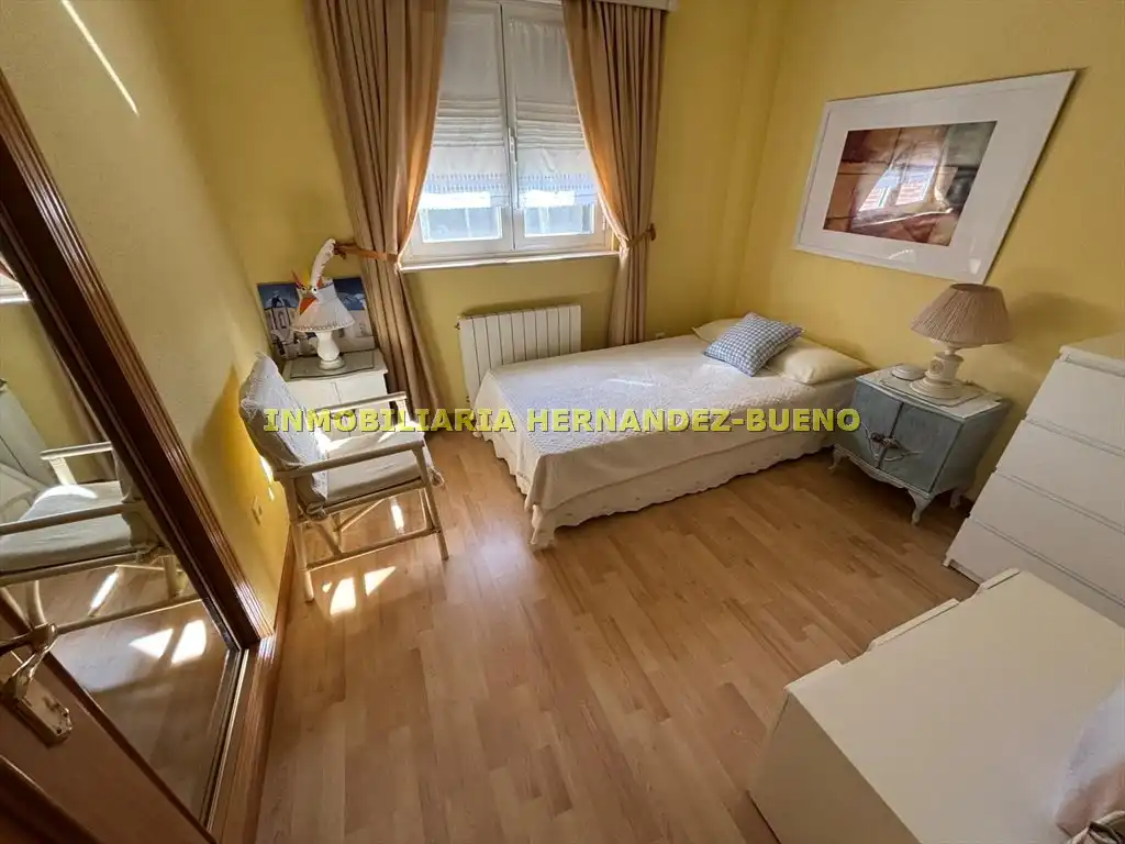 Habitación de Casa o chalet en venta en Buenavista con Calefacción, Jardín privado y Terraza