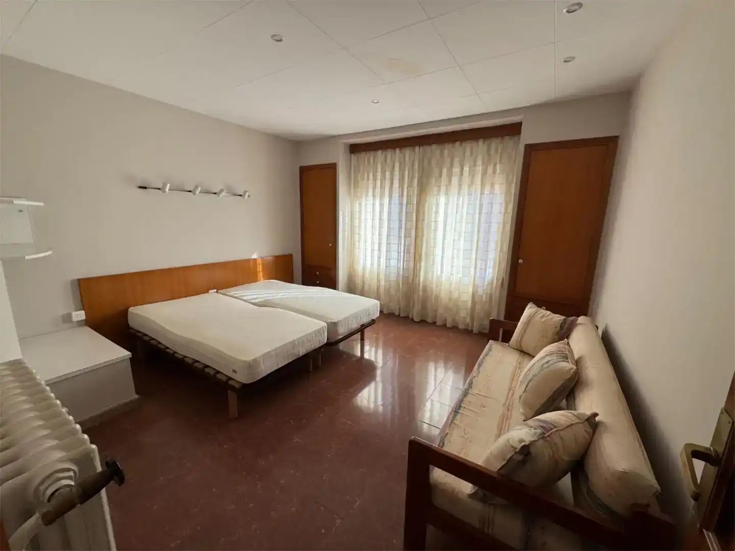 Bedroom of Detached homes for rent in Sabadell