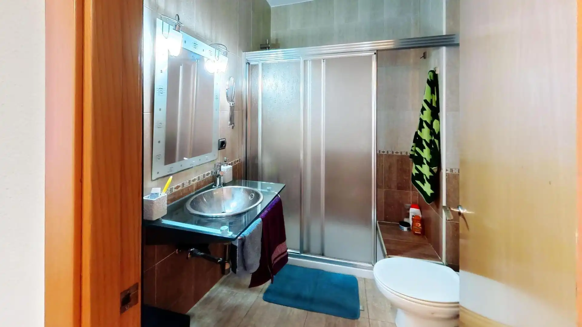 Baño de Piso de alquiler en Alicante / Alacant con Aire acondicionado, Amueblado y Balcón