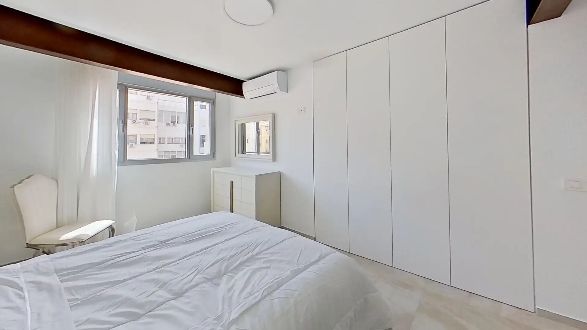 Appartamento con ascensore in vendita a L'Eixample, imagen 8