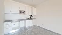 Flat for sale in Calle Envolvente, 58, Cho - Parque de la Reina, imagen 1