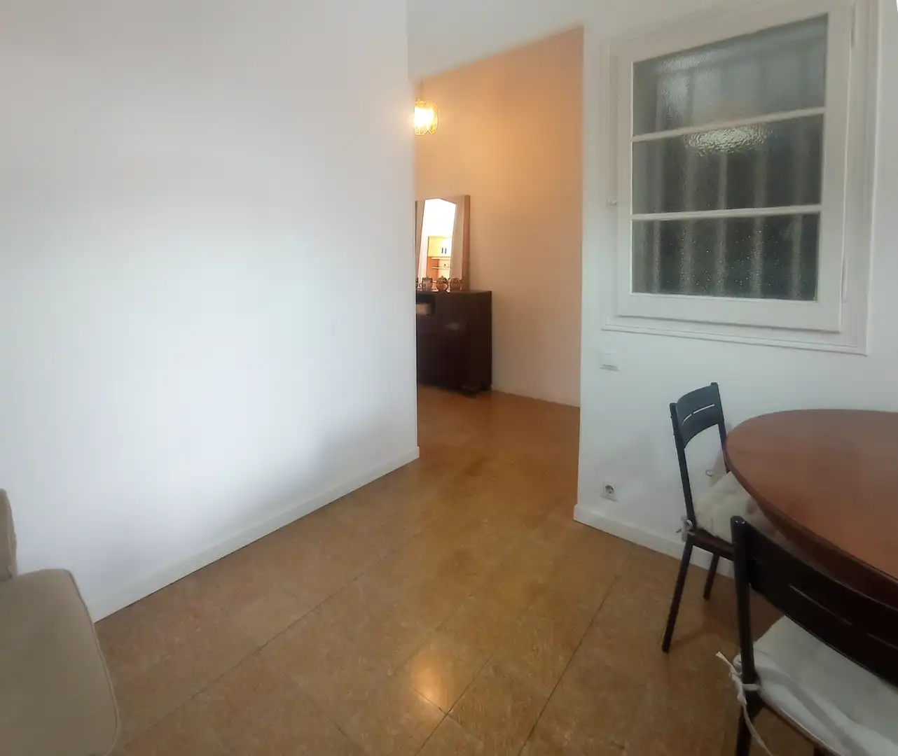 Flat for sale in Barcelona  with Air Conditioner, Balcony and Alarm