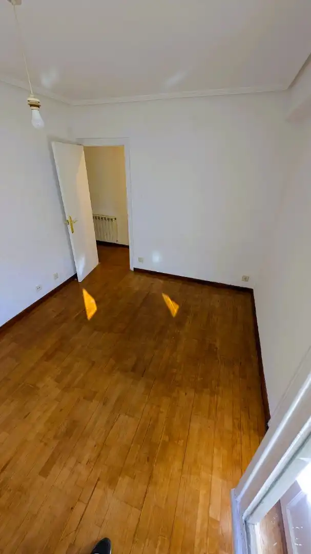 Flat for sale in Calle de Mariano Carderera, 30, Barrio de Delicias