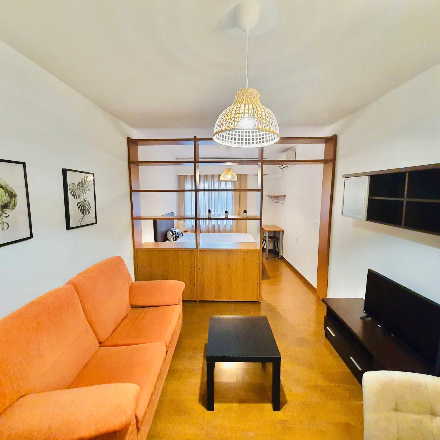 Living room of Study to rent in  Granada Capital  with Air Conditioner, Heating and Terrace