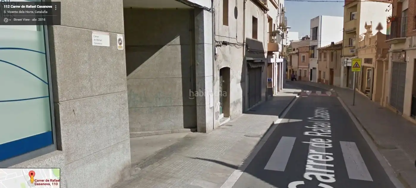 Individual de lloguer a Carrer de Rafael Casanova 112