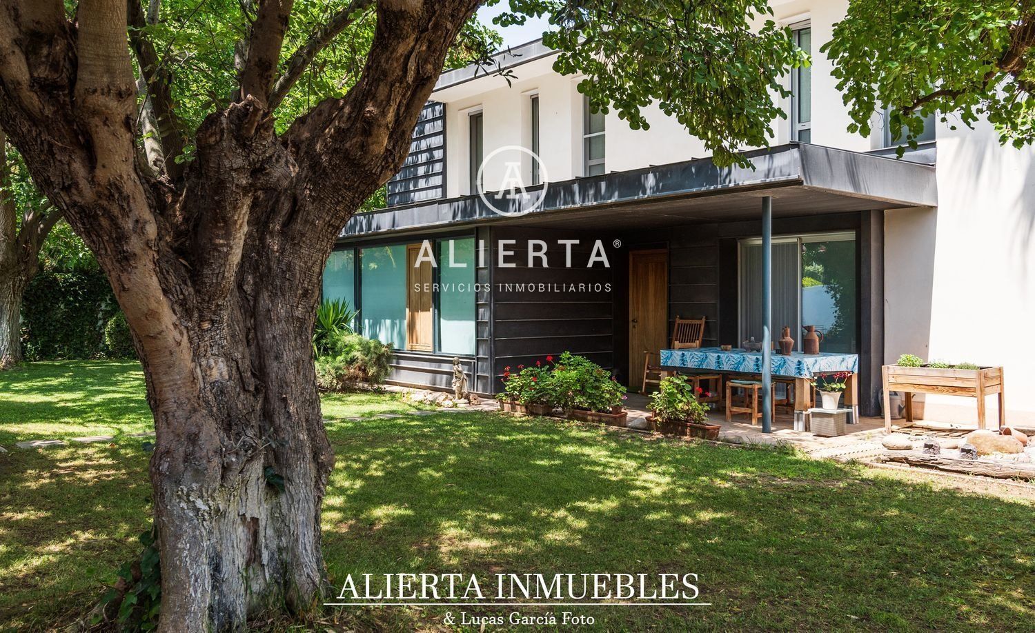 Casa o xalet en venda a Urbanización Torres de San Lamberto, La Almozara