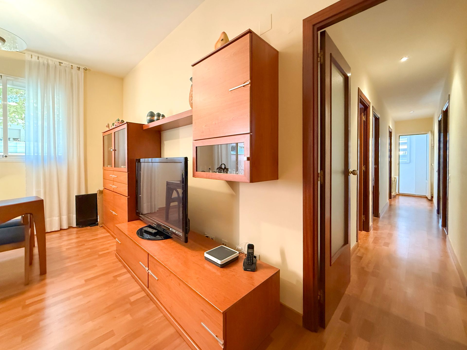 Living room of Flat for sale in Mollet del Vallès  with Air Conditioner, Heating and Parquet flooring