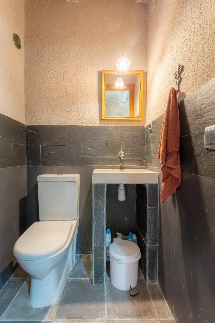 Bathroom of Houses for sale in Montblanc  with Air Conditioner, Heating and Private garden