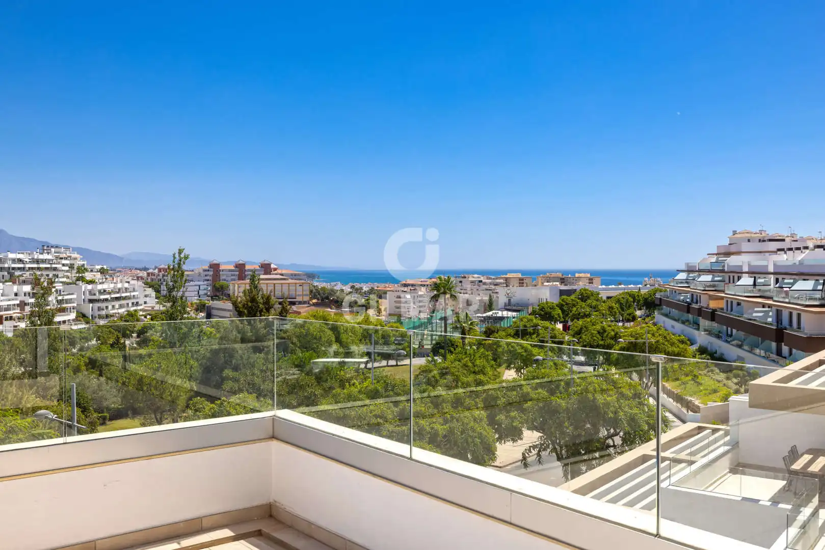 Apartamento con terraza en venta en Estepona Pueblo
