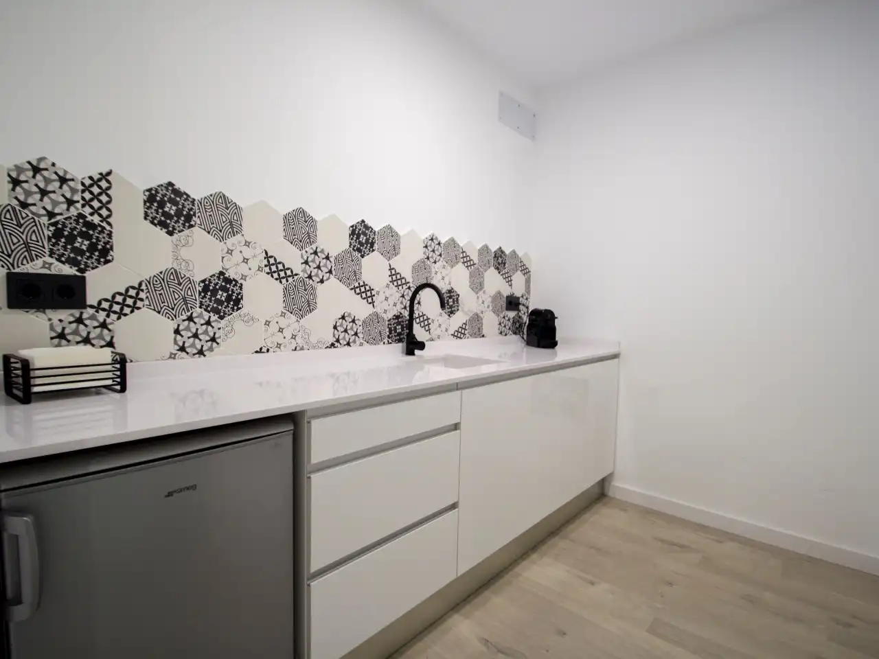 Cocina de Oficina de alquiler en Almería con Aire acondicionado, Calefacción y Amueblado