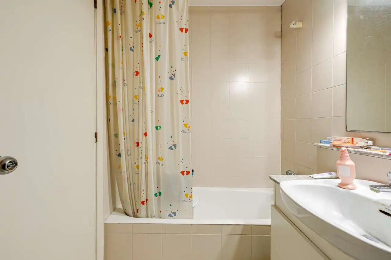 Bathroom of Detached homes for sale in Barcelona  with Air Conditioner, Heating and Terrace