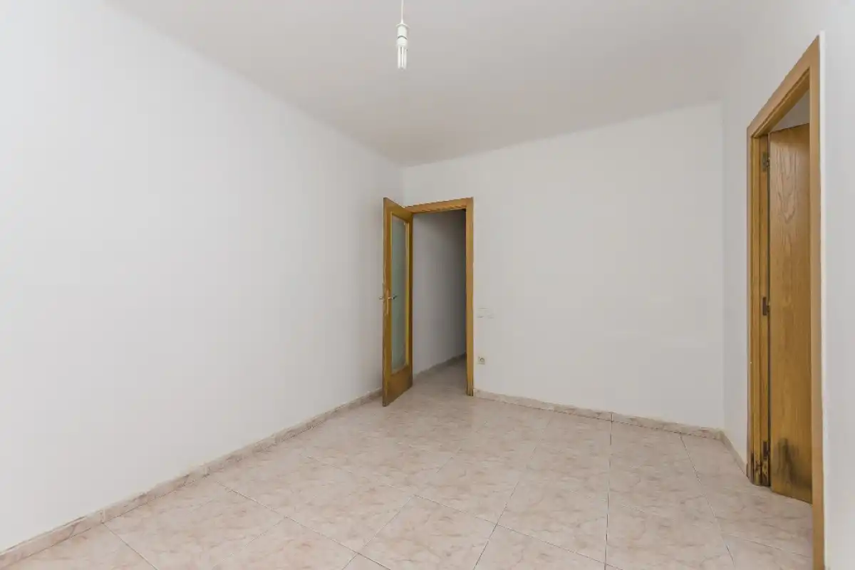 Schlafzimmer von Wohnung zum Verkauf in Ripollet