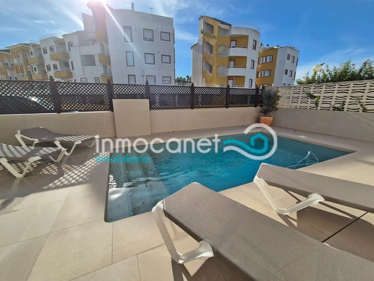 Piscina de Casa o xalet en venda en Oliva amb Aire condicionat, Calefacció i Terrassa