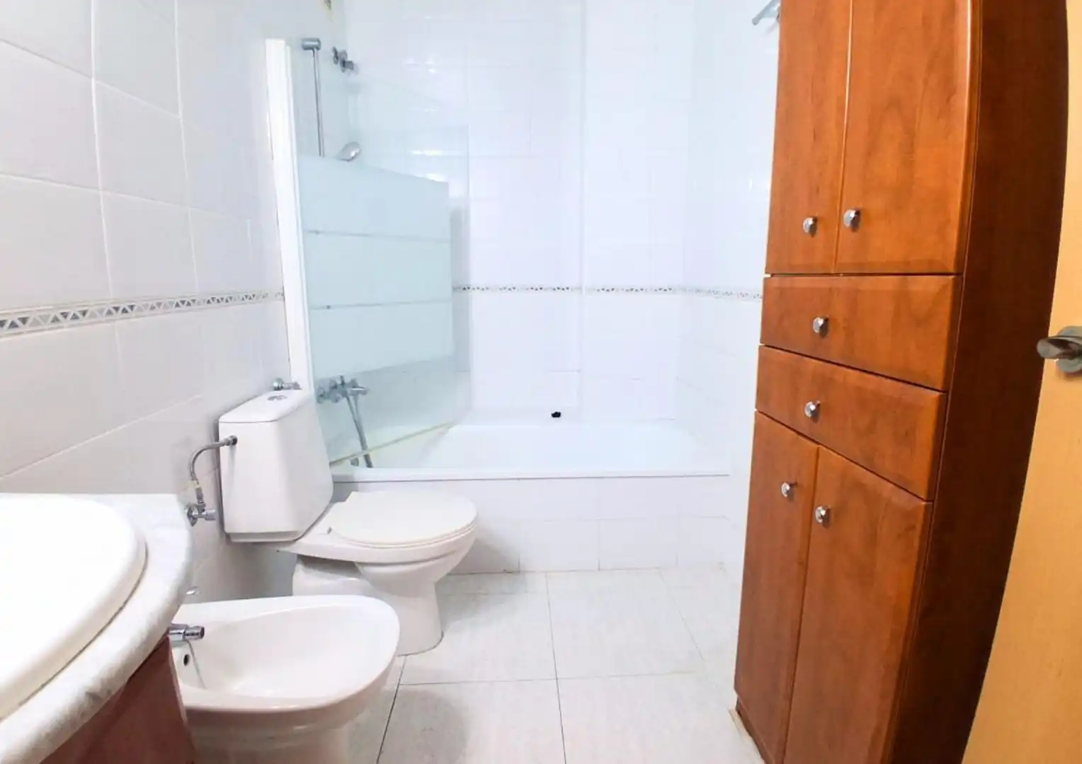 Baño de Piso en venta en Sabadell con Calefacción