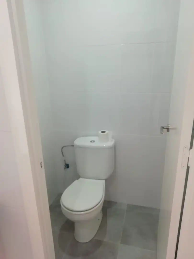 Local commercial à vendre à Carrer Riu Llobregat, imagen 8