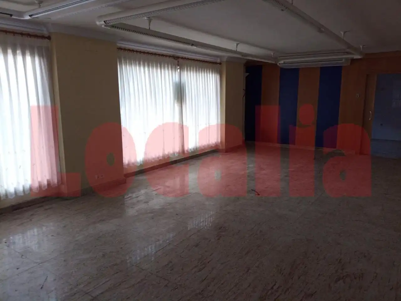 Local comercial de lloguer a De Bilbao, imagen 6