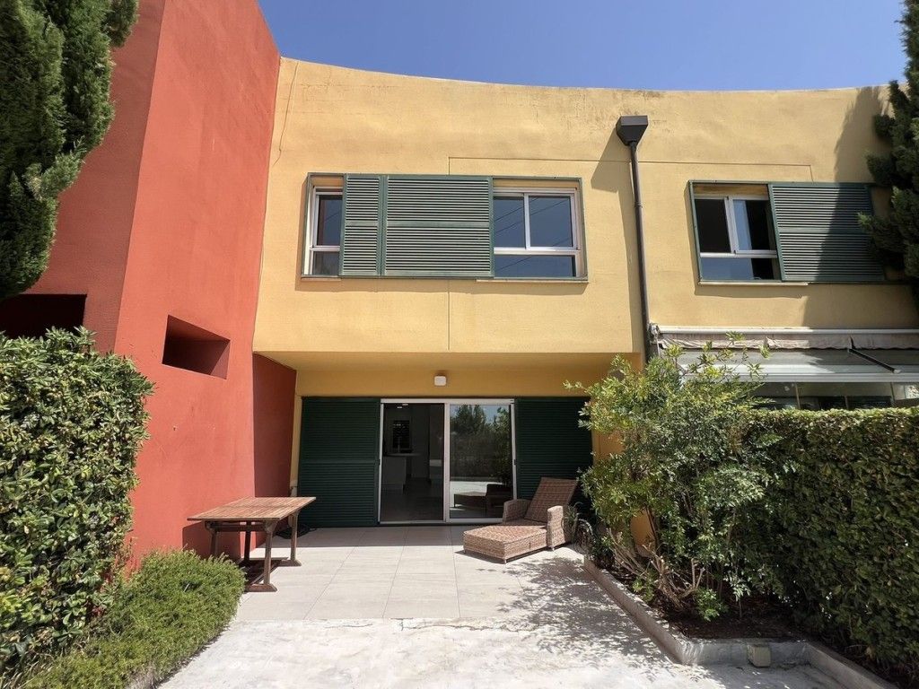 Exterior view of Single-family semi-detached for sale in Benalmádena  with Air Conditioner, Private garden and Terrace