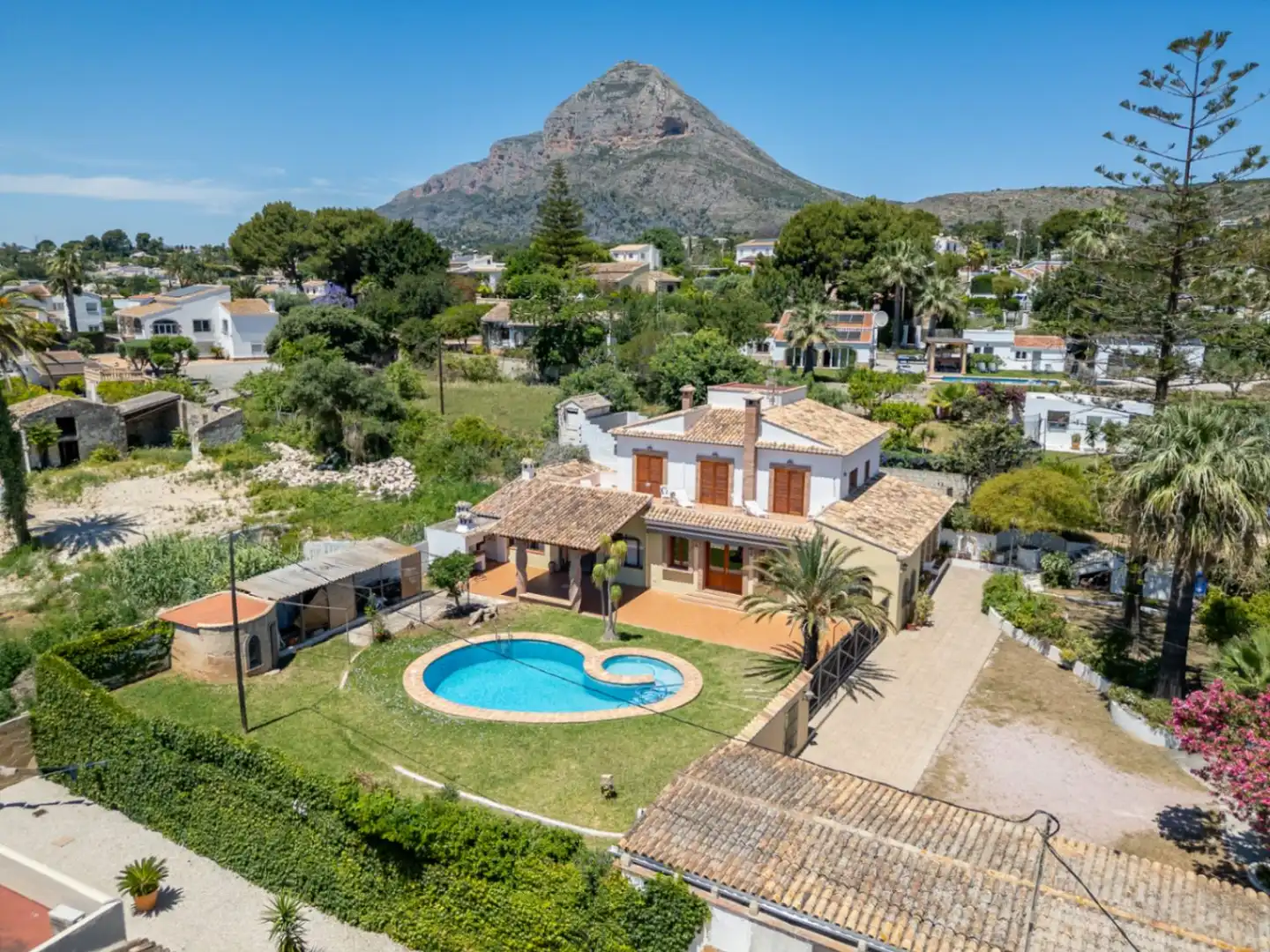Exterior view of Houses for sale in Jávea / Xàbia  with Air Conditioner, Heating and Private garden