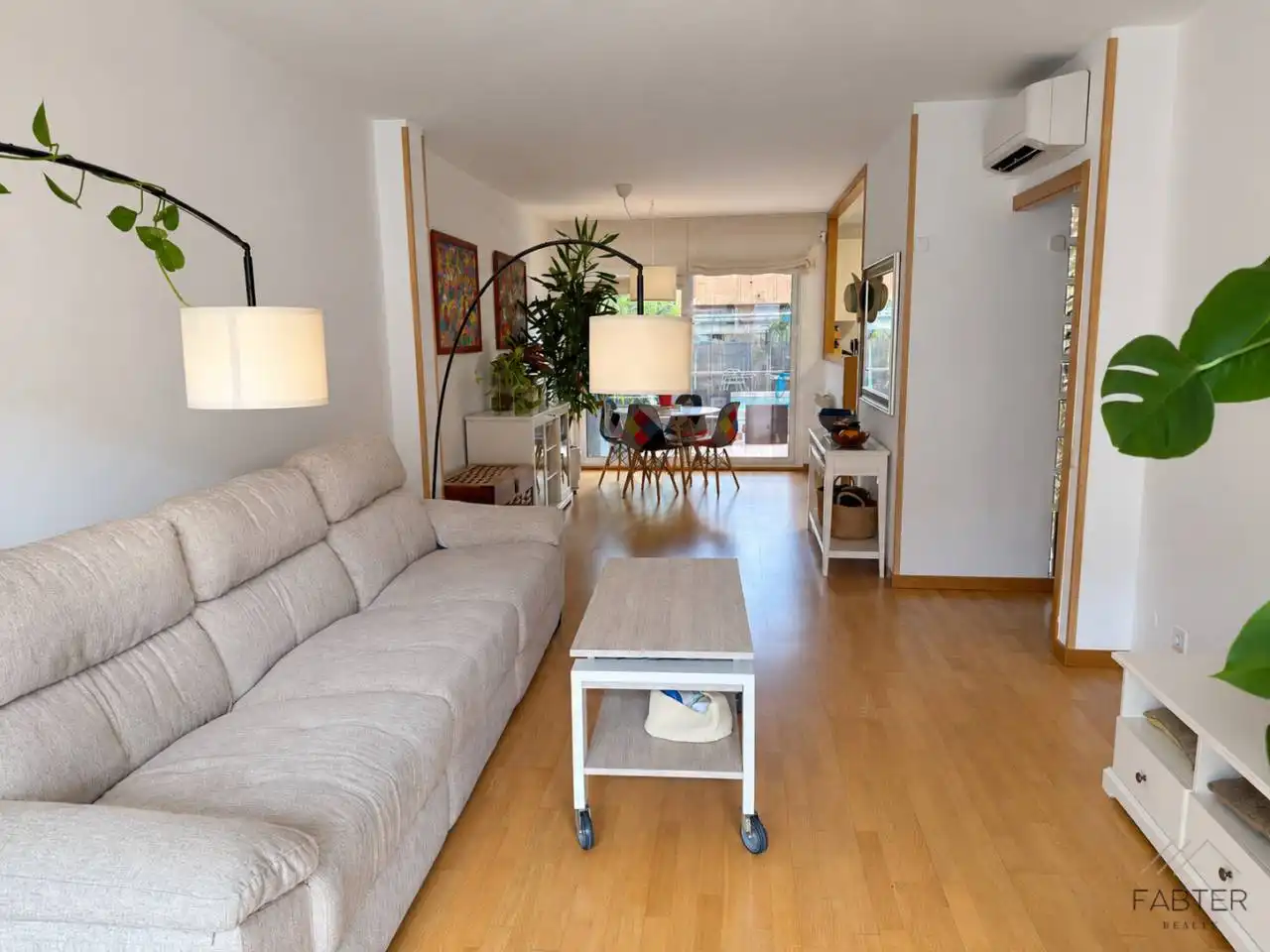 Reihenhaus mit Pool zum Verkauf in Calle Luis Chamizo, imagen 2