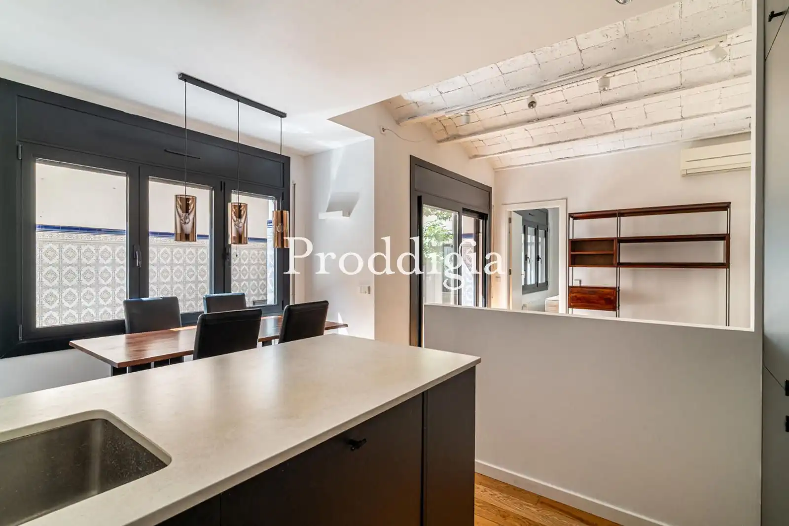 Kitchen of Flat for rent in Barcelona  with Air Conditioner, Terrace and Storage room