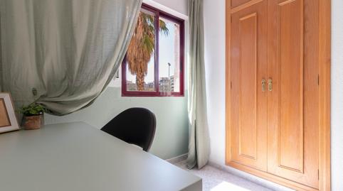 Foto 4 de Pis per a compartir a Calle Devesa, Altozano - Conde Lumiares, Alicante