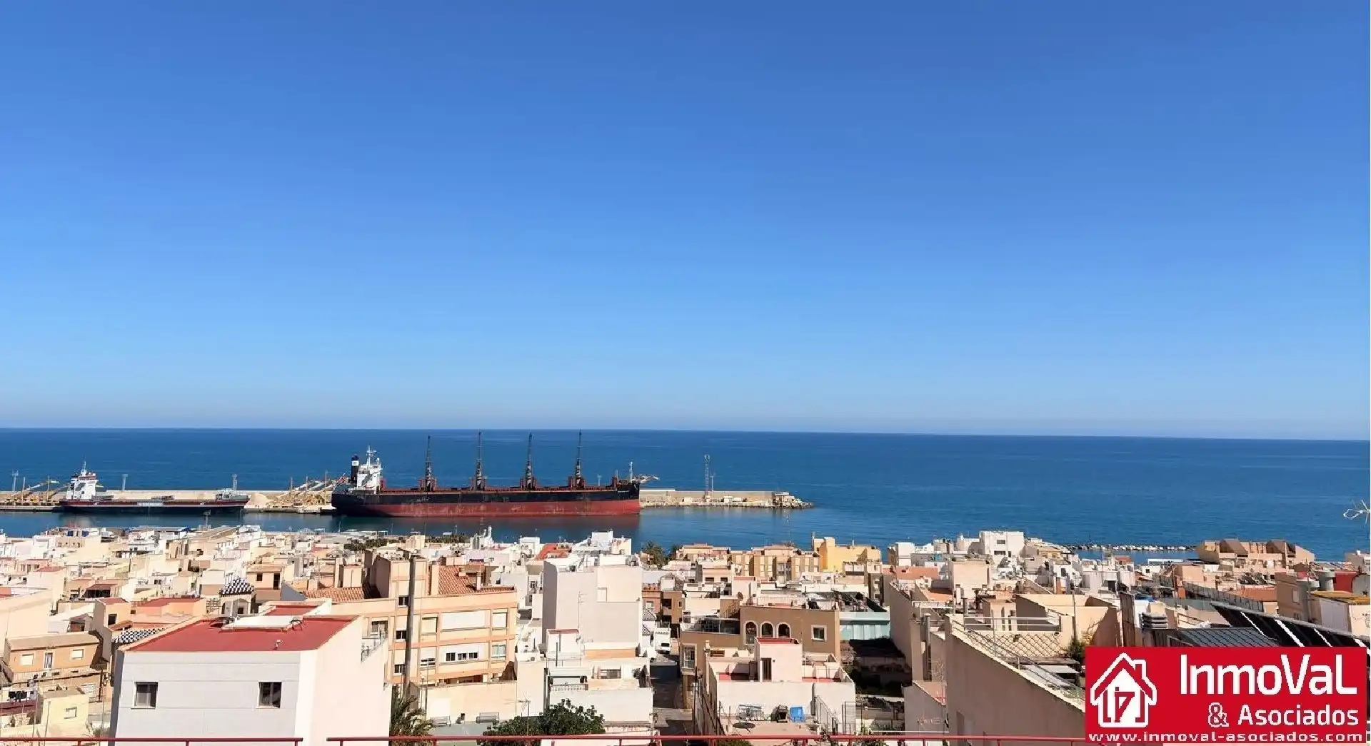 Vista exterior de Piso en venta en Garrucha con Calefacción y Amueblado