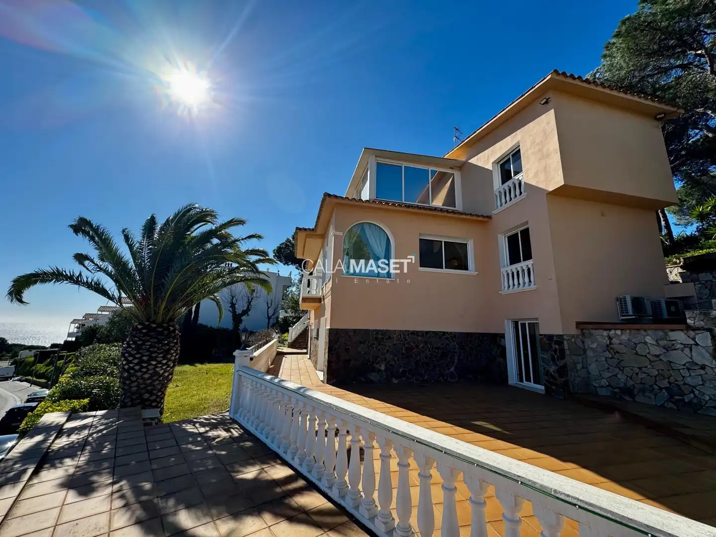 Außenansicht von Haus oder Chalet zum Verkauf in Calonge i Sant Antoni mit Heizung, Privatgarten und Terrasse